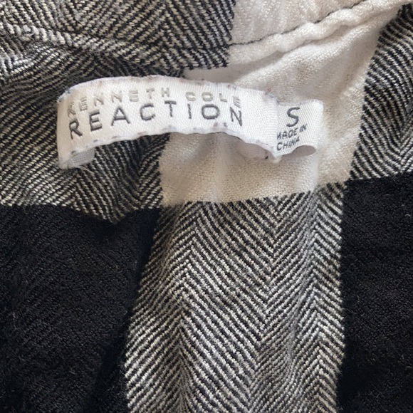 Kenneth Cole top - Picture 3 of 3